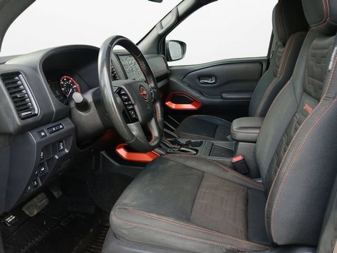 Used 2023 Nissan Frontier PRO-4X w/ Pro Convenience Package AWD/4WD image 19
