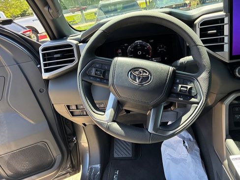 New 2026 Toyota Tundra Limited AWD/4WD image 19