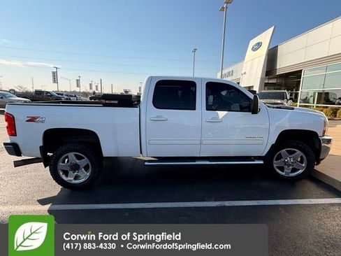 Used 2014 Chevrolet Silverado 2500 LTZ w/ LTZ Plus Package image 11