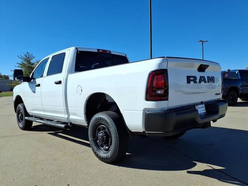 New 2026 RAM 2500 Tradesman AWD/4WD image 32
