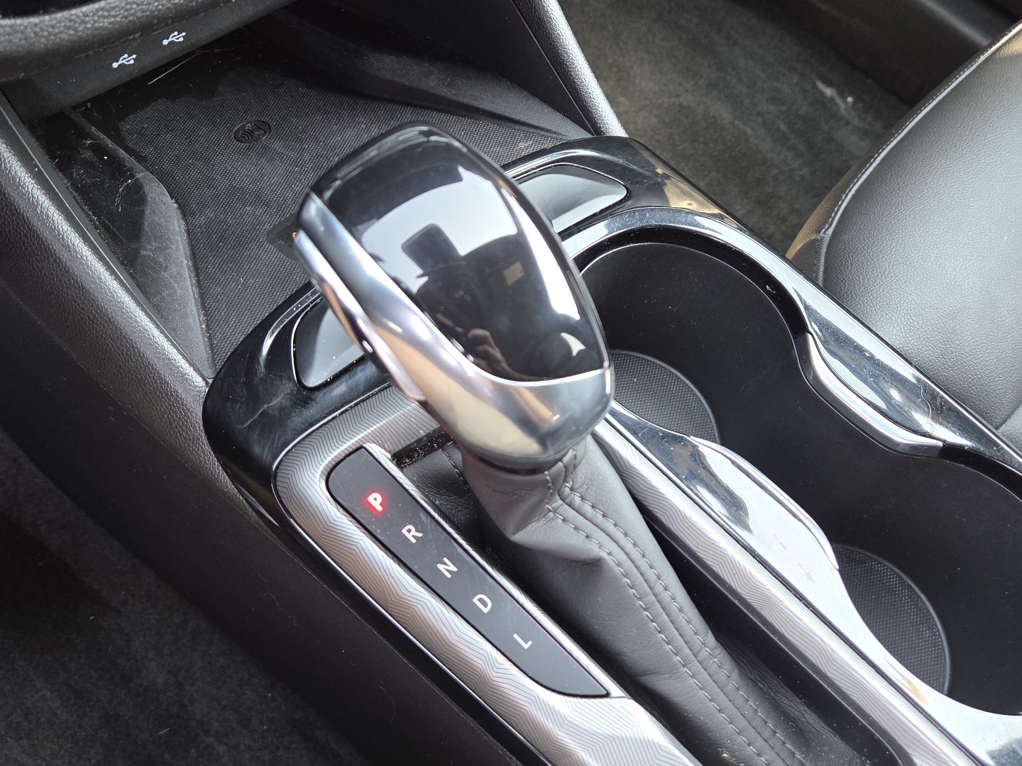 Used 2024 Buick Envista Sport Touring w/ Convenience I Package FWD image 31