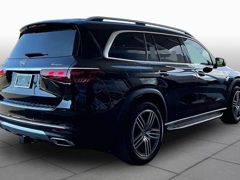 Used 2024 Mercedes-Benz GLS 450 4MATIC image 13