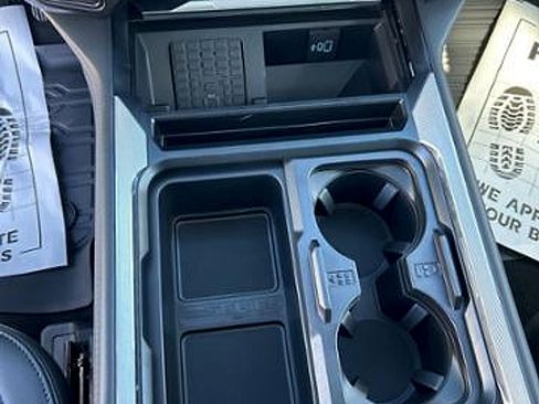 New 2025 Ford F350 Platinum image 27