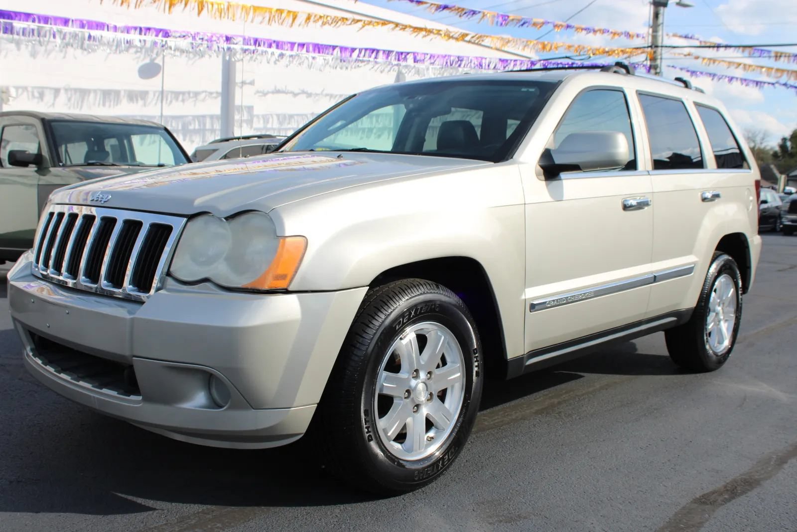 Used 2010 Jeep Grand Cherokee Limited w/ Trailer Tow Group IV AWD/4WD image 30