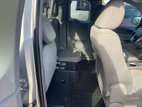 Used 2014 Toyota Tacoma 4x4 Access Cab image 33