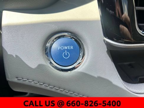 Used 2022 Toyota Highlander XLE AWD/4WD image 20