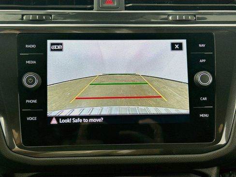 Certified 2022 Volkswagen Tiguan SEL R-Line AWD/4WD image 14
