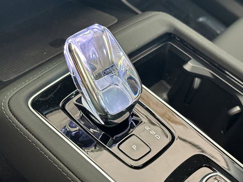 New 2026 Volvo XC90 B6 Plus AWD/4WD image 18