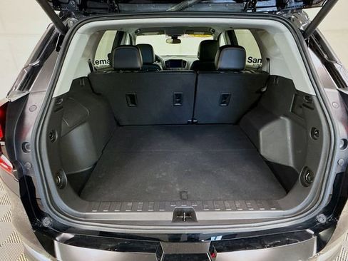 Used 2024 GMC Terrain AT4 w/ Infotainment Package II image 29