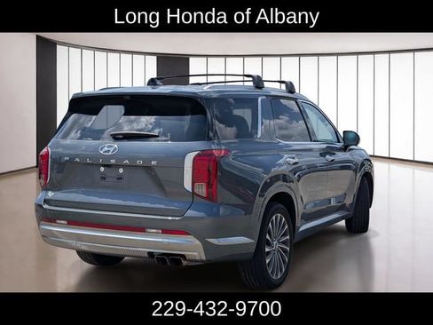 Used 2024 Hyundai Palisade Calligraphy FWD image 6