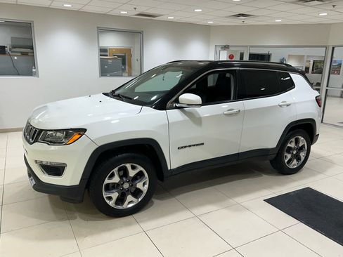 Used 2020 Jeep Compass Limited AWD/4WD image 10
