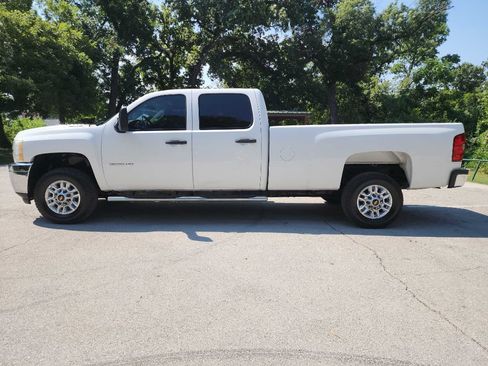 Used 2014 Chevrolet Silverado 2500 W/T RWD image 4