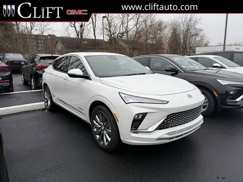 New 2026 Buick Envista Avenir image 1