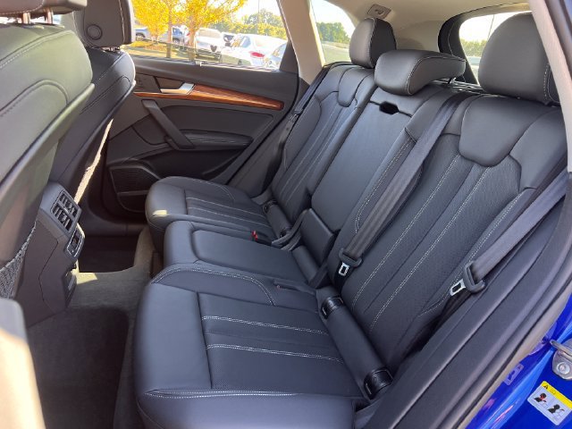 Used 2023 Audi Q5 e Prestige AWD/4WD image 19