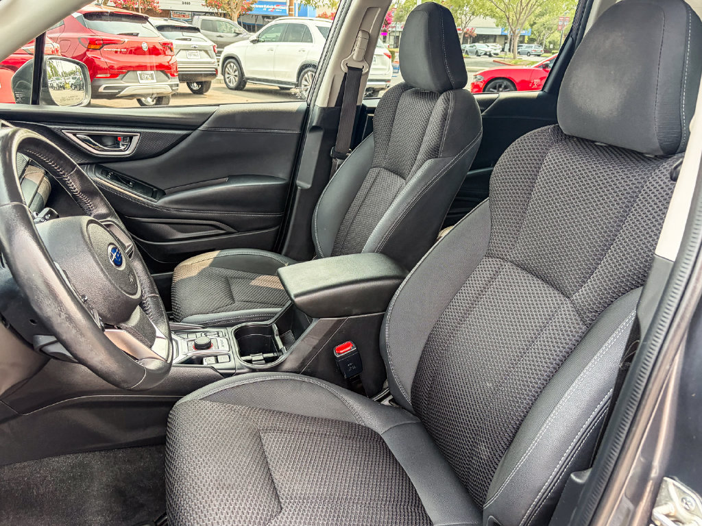 Used 2021 Subaru Forester Premium w/ Popular Package #1 AWD/4WD image 44