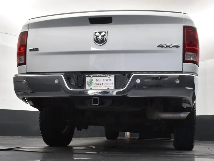 Used 2022 RAM 1500 Classic SLT w/ Electronics Group AWD/4WD image 13