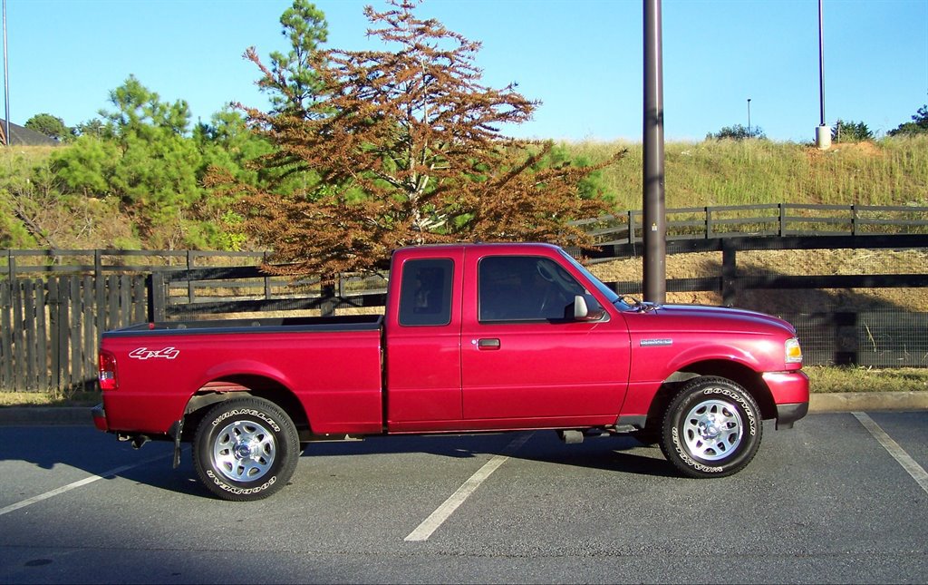 Used 2011 Ford Ranger XLT AWD/4WD image 5