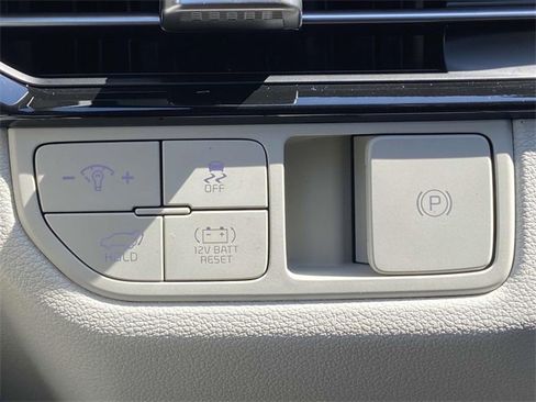 New 2026 Kia Sportage EX image 18