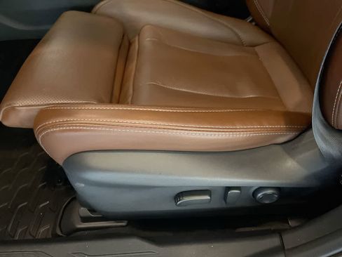 Used 2023 Subaru Legacy Touring XT image 12