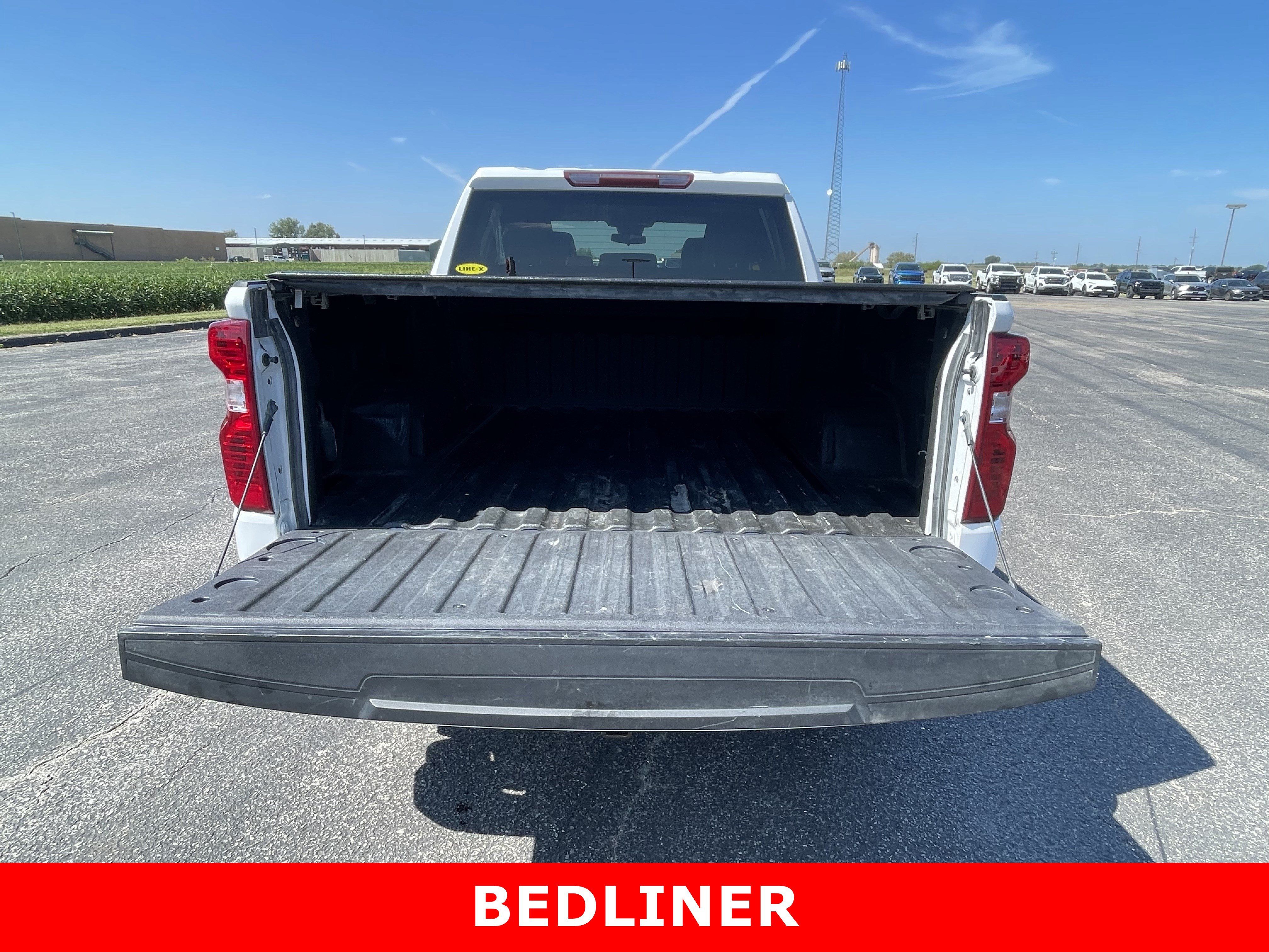 Certified 2023 Chevrolet Silverado 1500 LT w/ Z71 Off-Road Package AWD/4WD image 11