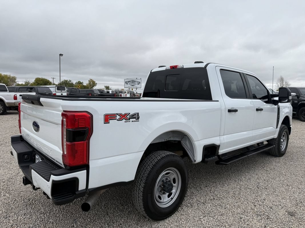 Used 2024 Ford F250 XL w/ STX Appearance Package AWD/4WD image 10