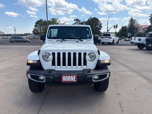Used 2023 Jeep Wrangler Unlimited Sahara AWD/4WD image 2
