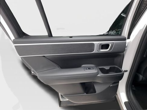 Used 2025 Hyundai Santa Fe Limited AWD/4WD image 26
