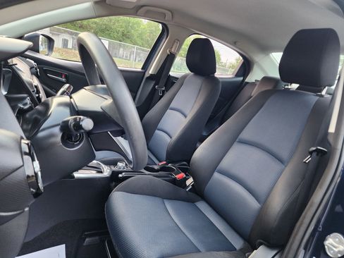 Used 2017 Toyota Yaris iA FWD image 23