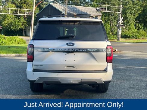 Used 2018 Ford Expedition Max Limited w/ Equipment Group 301A AWD/4WD image 6