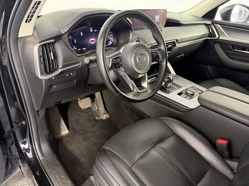 Used 2024 MAZDA CX-90 Plug-In Hybrid w/ Preferred AWD/4WD image 4