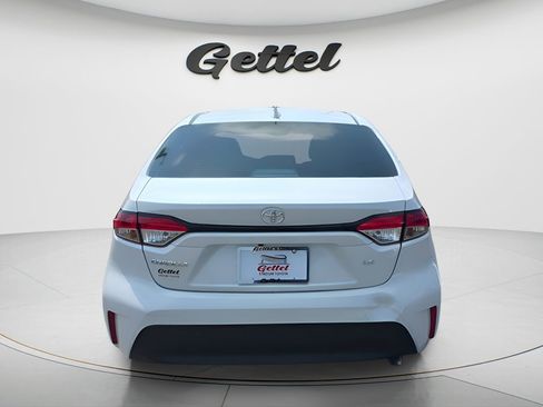 Used 2026 Toyota Corolla LE FWD image 6