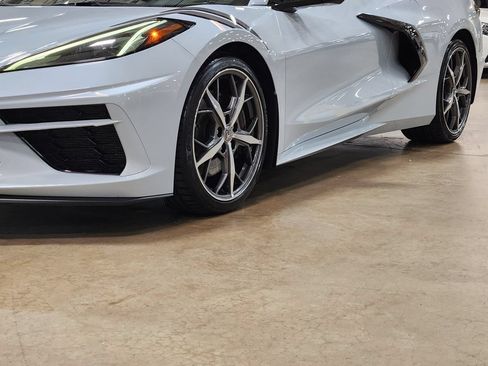Used 2021 Chevrolet Corvette Stingray Preferred Cpe w/ Z51 Performance Package RWD image 15