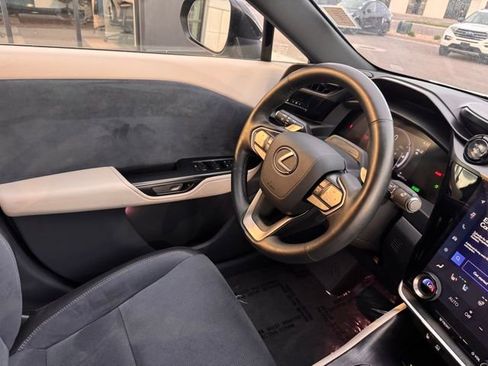 Used 2023 Lexus RZ 450e Premium w/ Accessory Package (2T) image 25