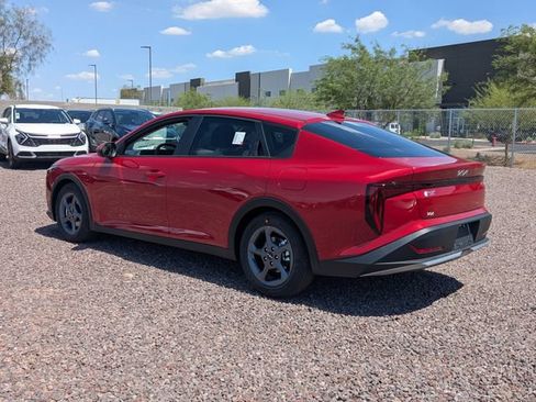 Certified 2025 Kia K4 FWD image 3