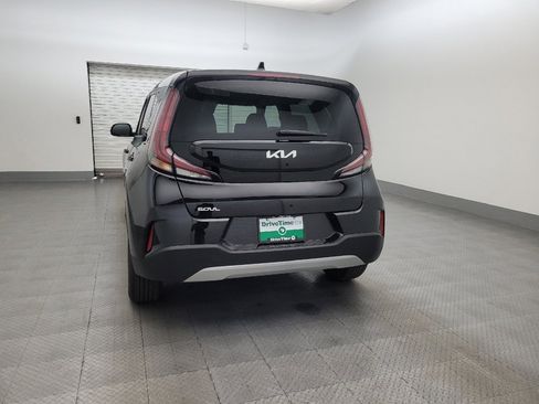 Used 2025 Kia Soul S FWD image 6