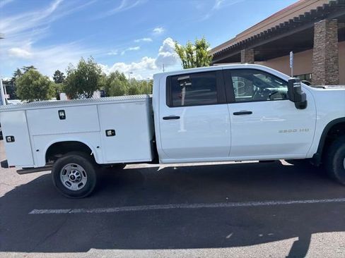 Used 2024 Chevrolet Silverado 2500 W/T w/ WT Convenience Package RWD image 4