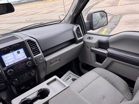 Used 2016 Ford F150 XLT w/ Equipment Group 302A Luxury image 15