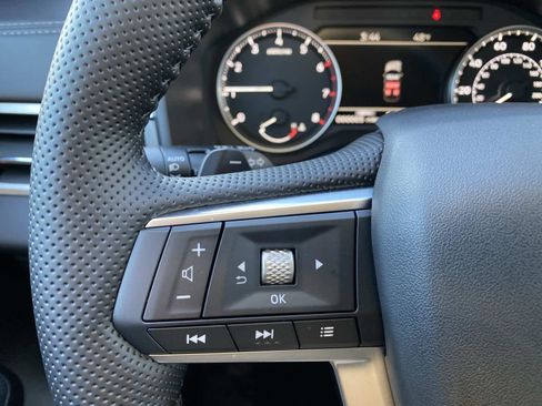 New 2026 Mitsubishi Outlander SE image 15