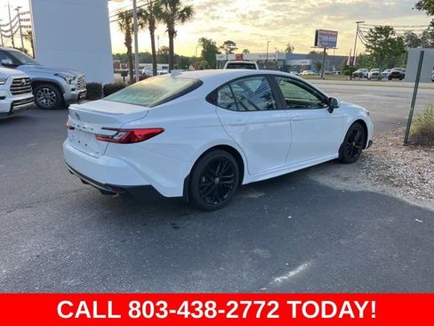 Used 2026 Toyota Camry SE FWD image 3
