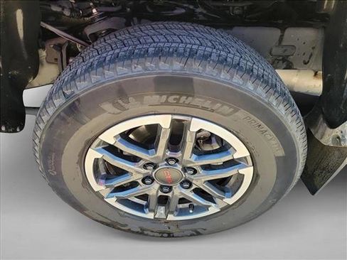 Used 2024 Toyota Tacoma TRD Sport image 12