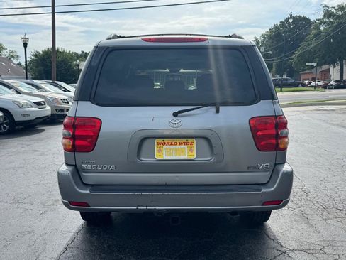 Used 2001 Toyota Sequoia Limited RWD image 6