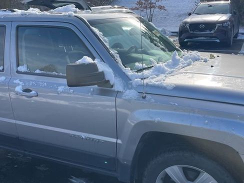 Used 2015 Jeep Patriot Latitude image 17