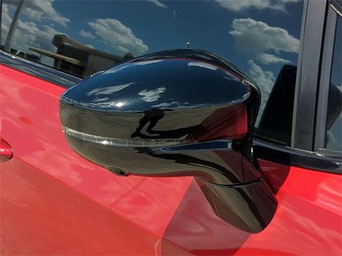 New 2026 Chrysler Pacifica Limited w/ S Appearance Package image 12