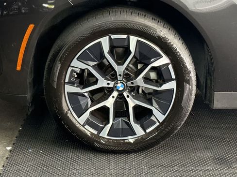 Used 2025 BMW X3 xDrive30i AWD/4WD image 11