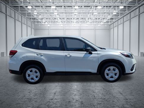 Used 2022 Subaru Forester Limited AWD/4WD image 6