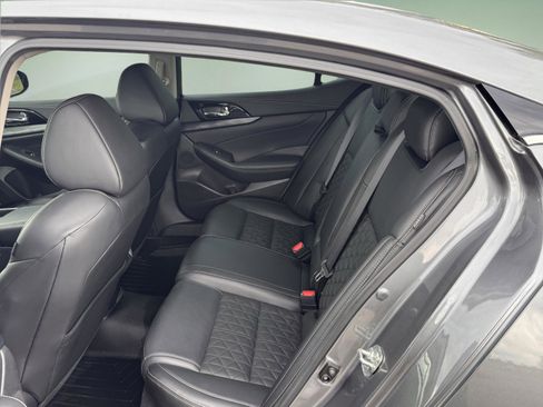 Used 2020 Nissan Maxima Platinum w/ Illumination Package FWD image 10