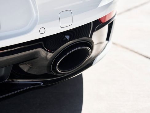 Used 2024 Porsche 911 Carrera 4S image 12