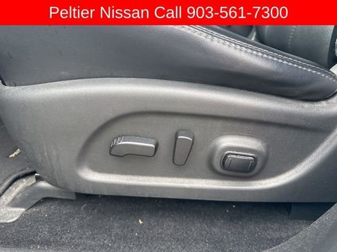 Used 2019 Nissan Pathfinder SL FWD image 13