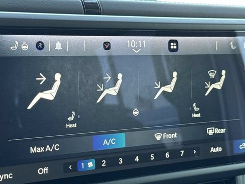 Used 2025 Jeep Wrangler Unlimited Sahara AWD/4WD image 26