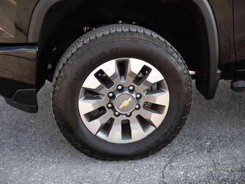 Certified 2024 Chevrolet Silverado 2500 Custom image 11